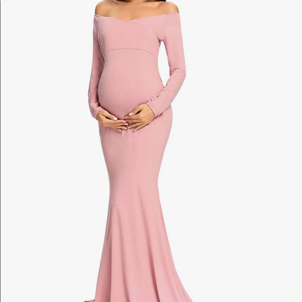Long light pink maternity dress